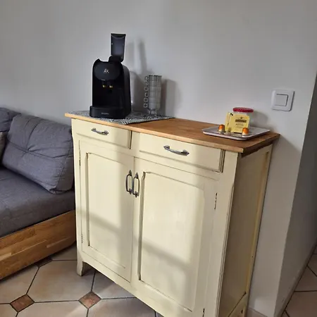 Au Pres Du Chateau ! דירה