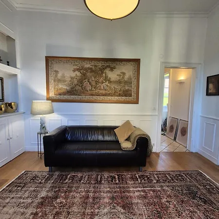 Au Pres Du Chateau ! Apartment *