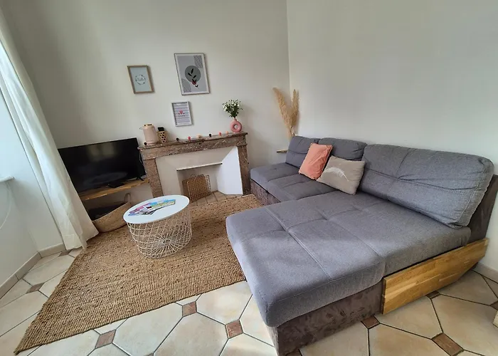 Au Près Du Chateau ! Chantilly