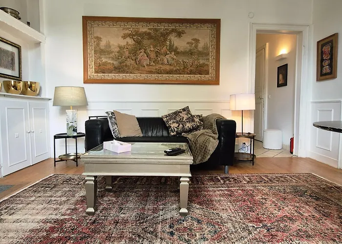 Au Près Du Chateau ! Appartamento